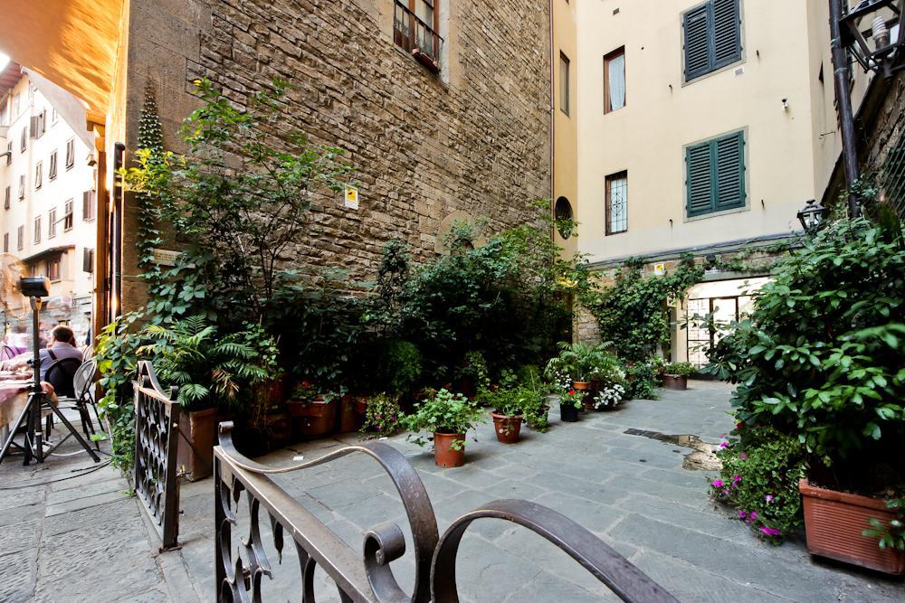 Apartmán Ponte Vecchio Tower Florencie Exteriér fotografie